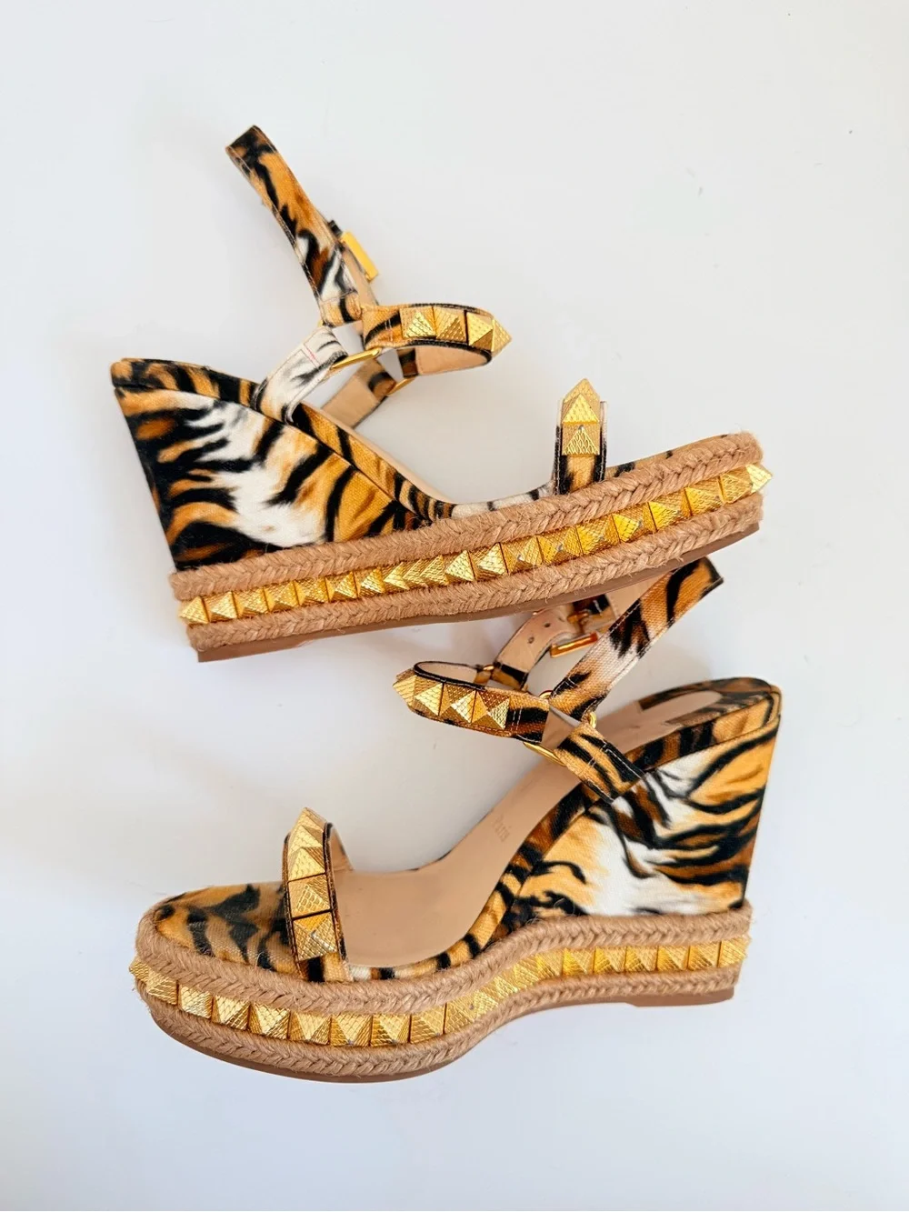 Christian Louboutin Pyraclou 110 Tivoli Gold Stud Espadrille Wedge Sandals 38